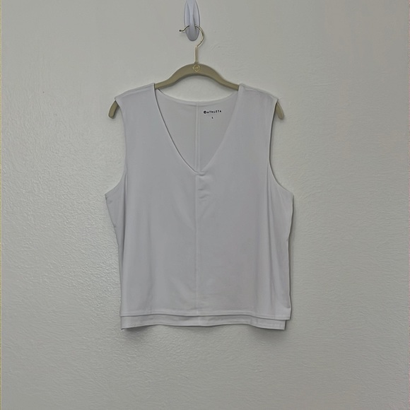 Athleta Woman’s White Layered Top Sleeveless V-Neck Large - Picture 2 of 10